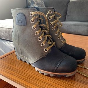 Sorel Wedge Booties